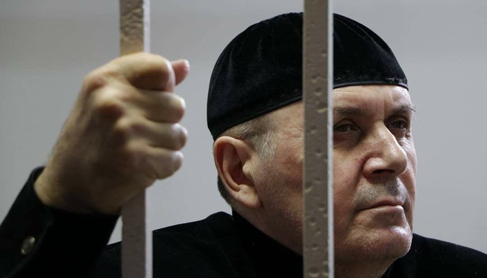 Суд удовлетворил ходатайство Оюба Титиева об УДО