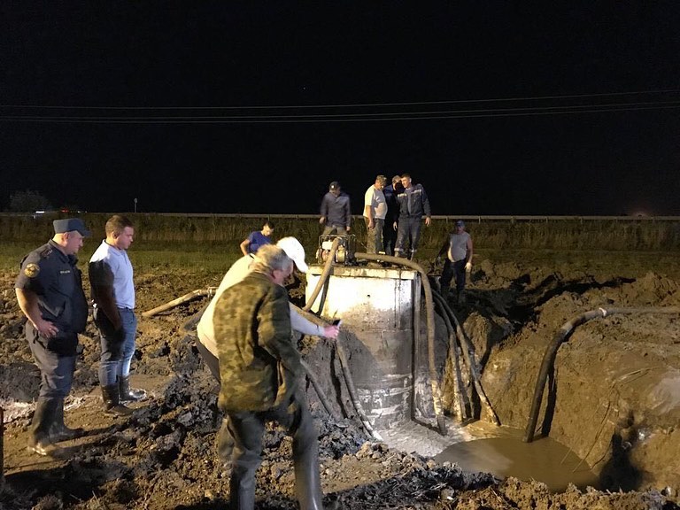 В Новороссийске, Геленджике и Крымске временно прекращено водоснабжение