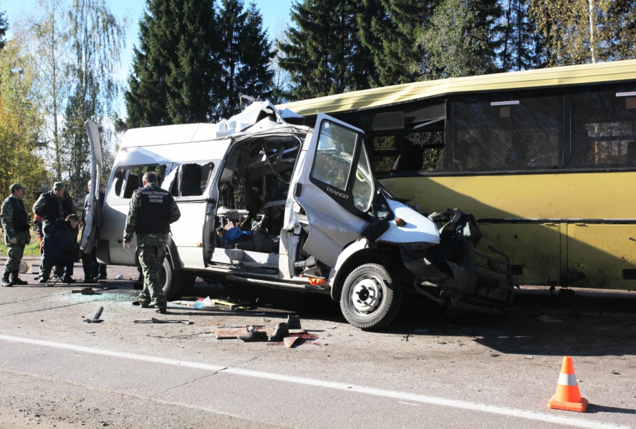 Завершено расследование гибели 13 человек в тверской маршрутке