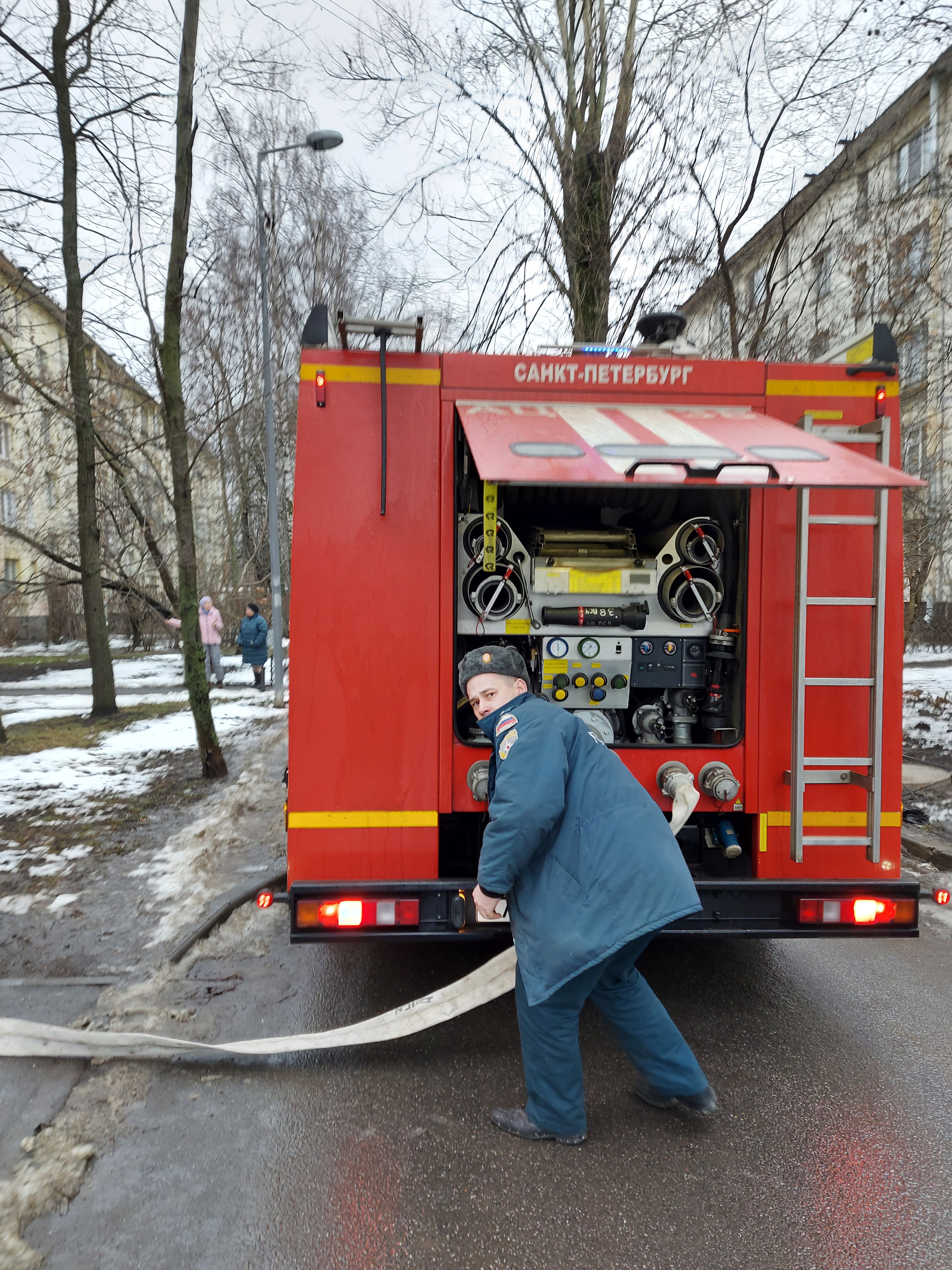 В Московском районе Петербурга горела квартира: фото