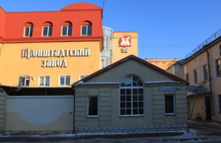 Крупнейший пищевой завод Петербурга выставили на продажу