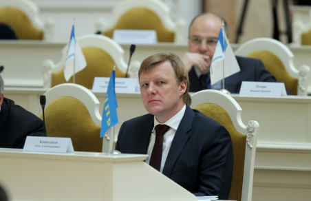 ЛДПР отправила своего депутата на выборы губернатора Петербурга, а он поддержал Беглова