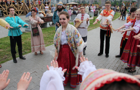 «Славянская ярмарка» в Северной столице