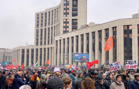 На митинг в поддержку преследуемых по «московскому делу» вышли 20 000 человек