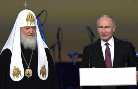 Патриарх Кирилл предложил добавить в Конституцию слова о Боге