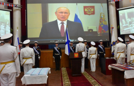 Офицер Военно-морской академии в Петербурге собрал 26 взяток