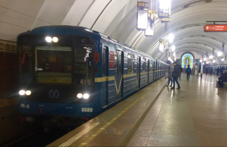 Смольный разгоняет метро до 62 рублей за жетон