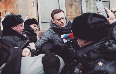 Химкинский суд отправил Навального под арест на 30 суток