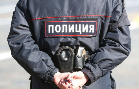 Полиция Петербурга заперла в «Крепость» 13 депутатов МО Смольнинское