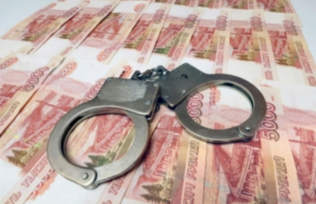 Полицейский шантажировал петербуржца выдуманным делом о краже
