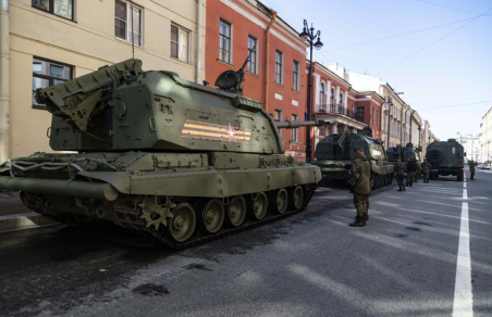 Где ограничат движение в Петербурге к празднованию Дня Победы
