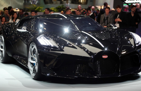 Bugatti показала самый дорогой в мире автомобиль La Voiture Noire