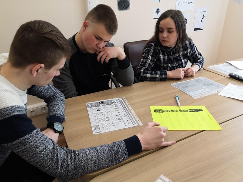 Студентов вуза в Петербурге заставляют собирать подписи за Беглова