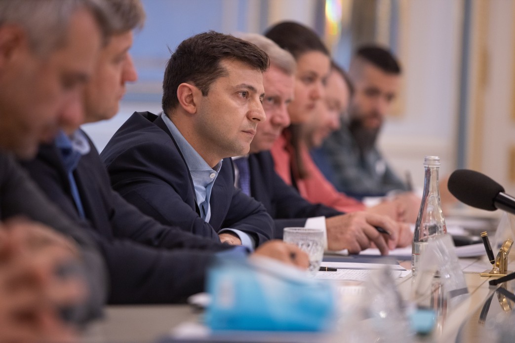 Зеленский пригласил Путина на встречу в Минске