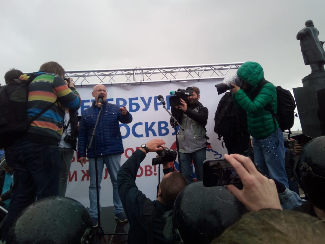 В Петербурге проходит митинг в поддержку независимых кандидатов
