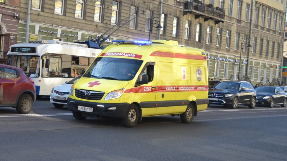 Медцентр в Петербурге заплатит 8 млн за истекшую кровью пациентку  