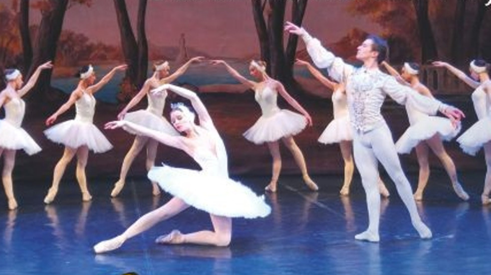 Спектакль «Лебединое озеро» знакомит детей с искусством балета