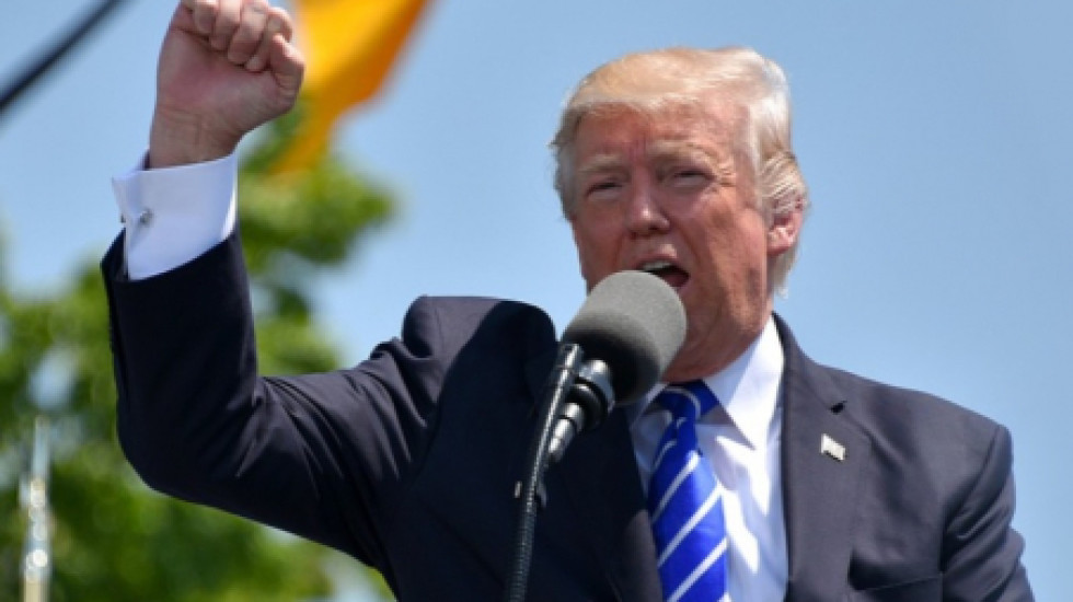Трамп заверил, что в его теле нет «расистской кости»