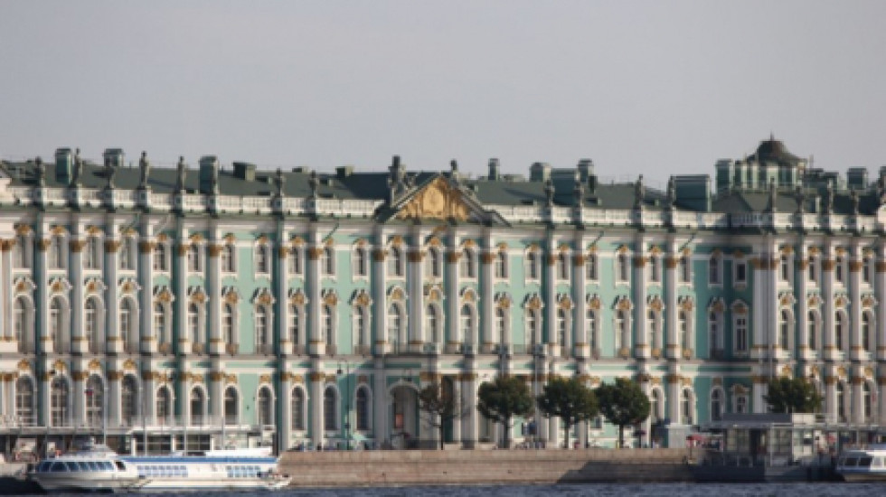 Васильевский остров обставили биноклями для любования Петербургом