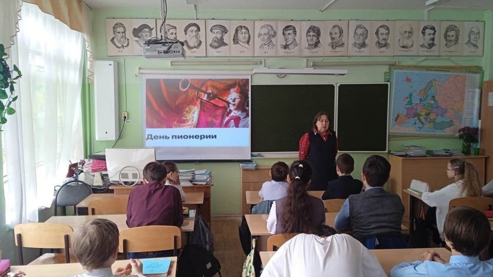 Учительница в чебоксарской школе пнула девочку в живот