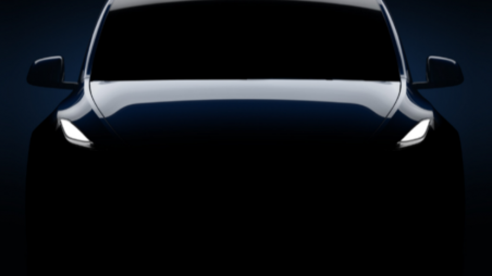 Илон Маск представил новый электромобиль Tesla