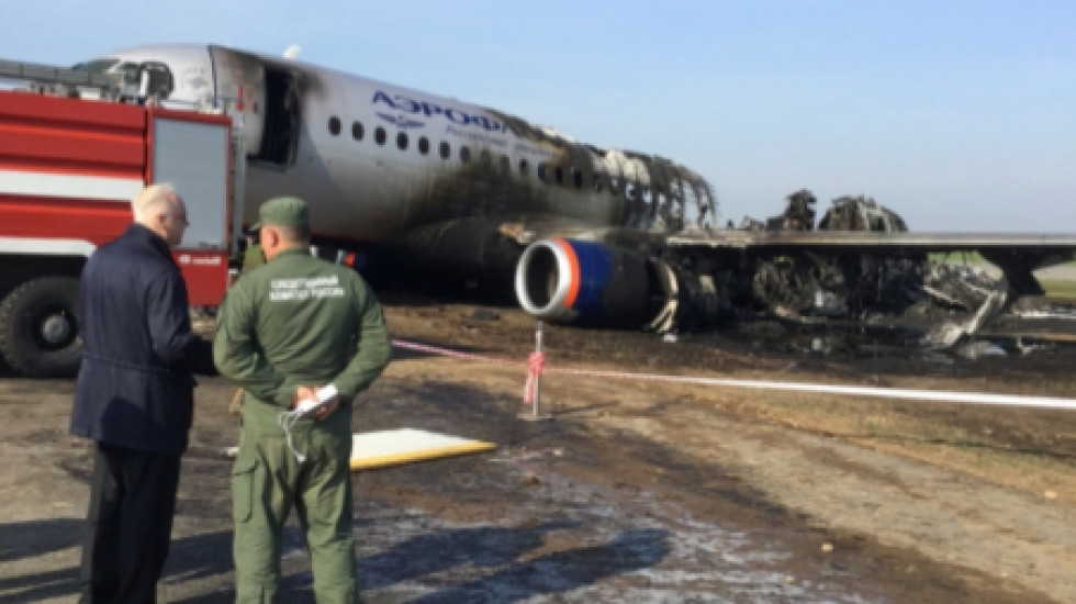 Появились первые данные с черных ящиков сгоревшего в Шереметьево SSJ100