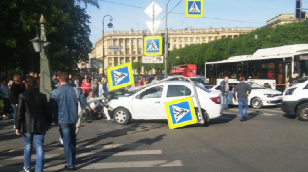 В выходные в Петербурге произошло сразу несколько серьезных ДТП