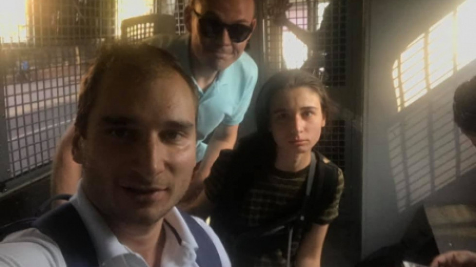В Москве задержали журналистов, вышедших в поддержку Голунова