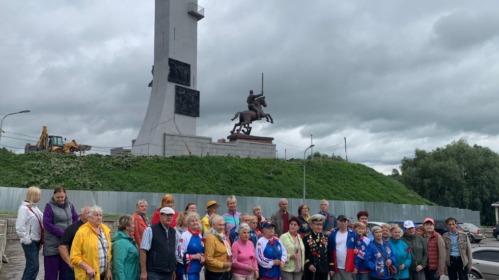 Петербургские ветераны посетили Псков и Новгород