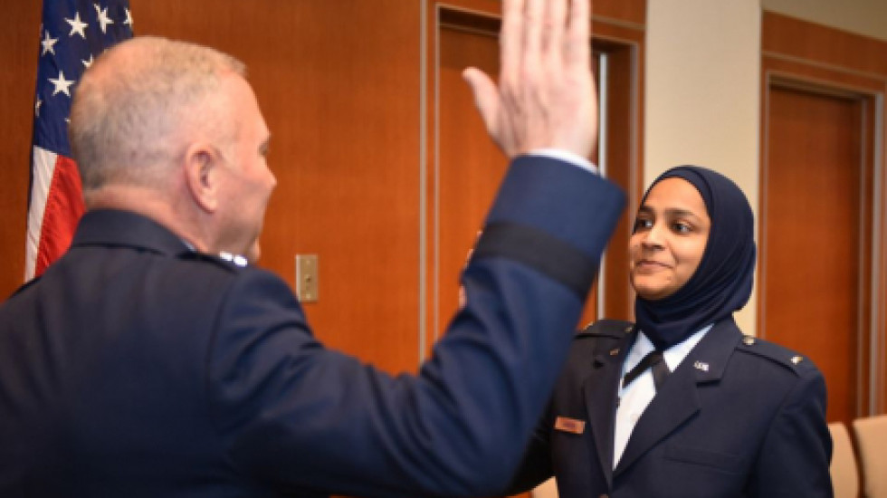 Армия США разрешила летчикам носить тюрбаны, хиджабы и бороды
