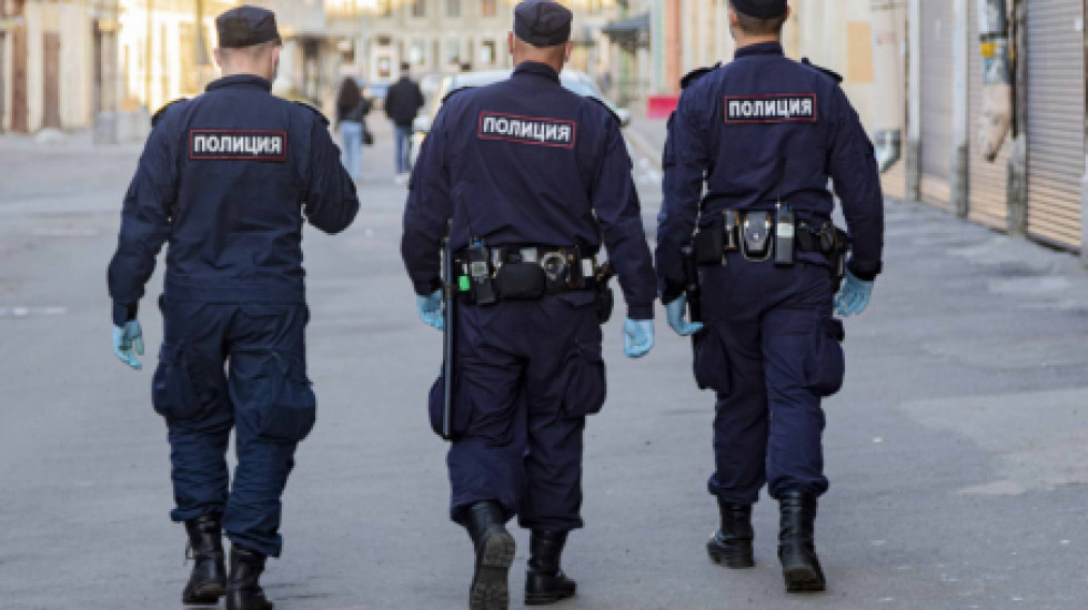 Полиция пришла за журналистом, раскрывшим схему двойного голосования