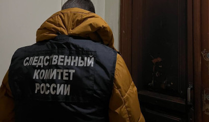 В Петербурге подросток подозревается в поджоге двери квартиры