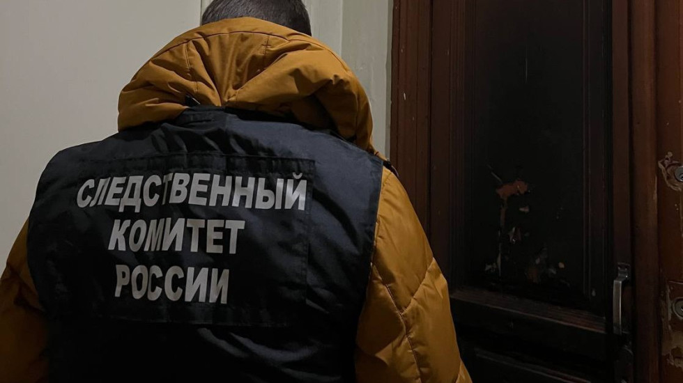 В Петербурге подросток подозревается в поджоге двери квартиры