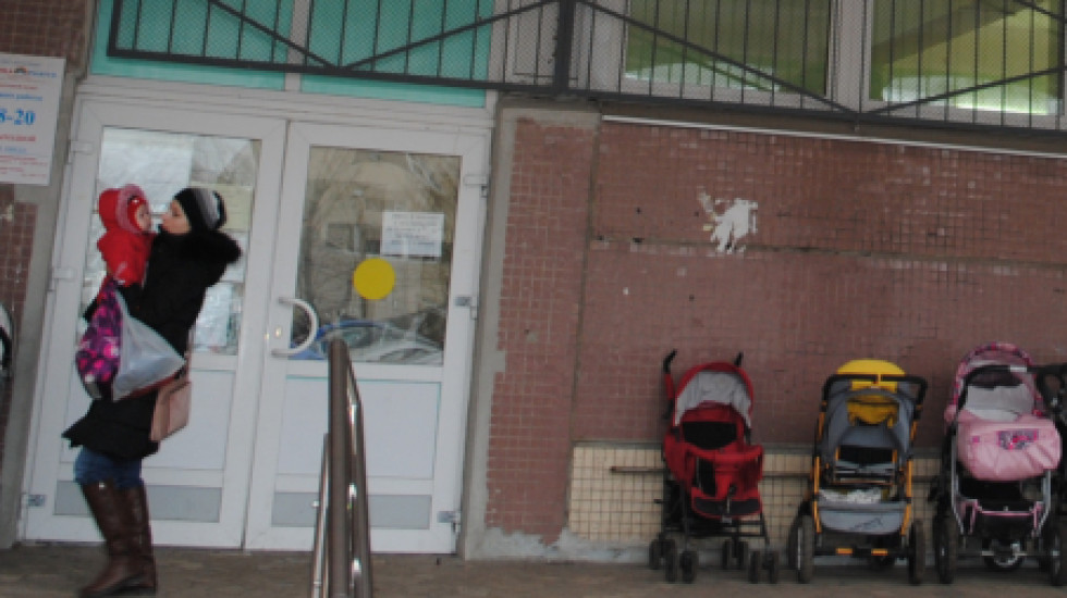Ради спасения детей родные готовы жечь покрышки на Красной площади