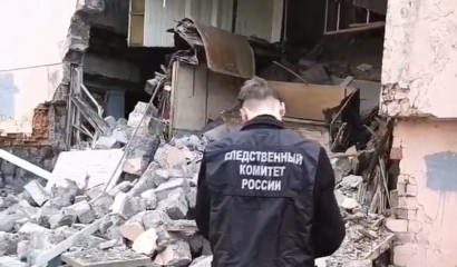Обвалилось здание бывшего детсада на Лесном проспекте