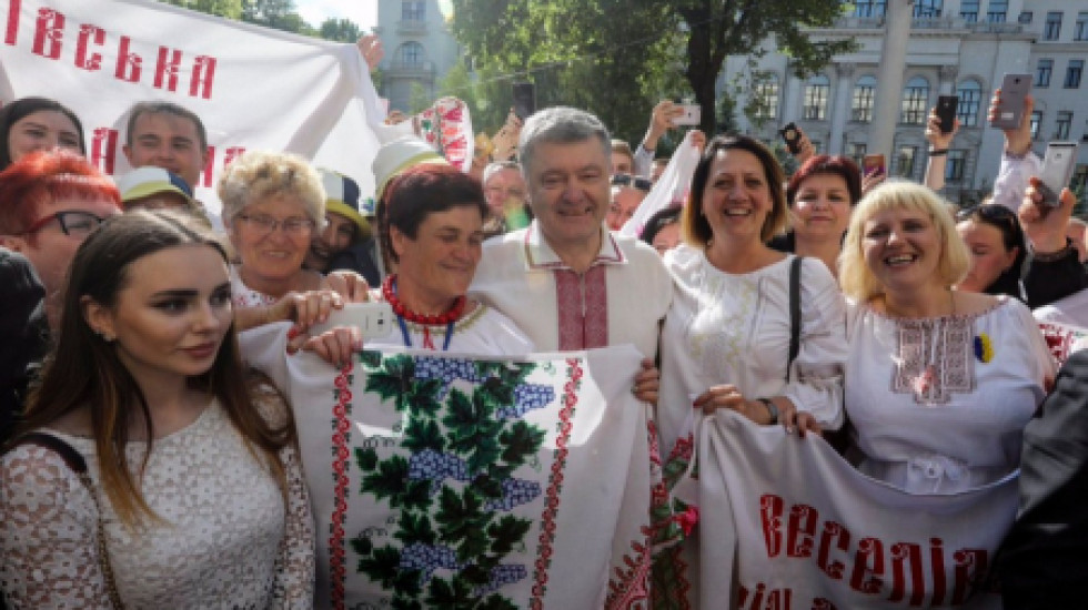 На Украине началось следствие по обвинению Порошенко в госизмене