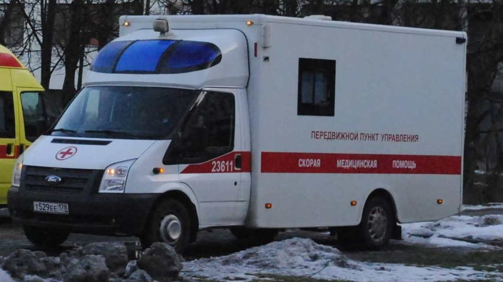 В Невском районе 25 учеников слегли после обеда в школьной столовой