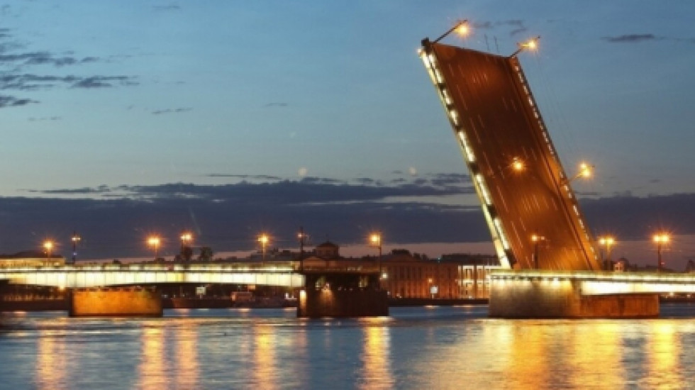 Стал известен новый график разводки мостов в Петербурге на 2019 год