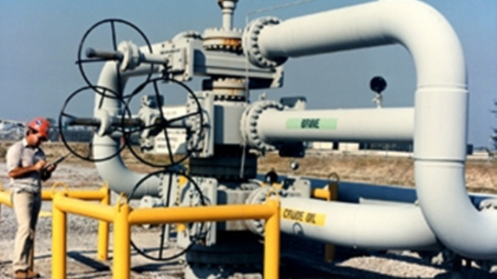 Саудиты стали досрочно сокращать добычу нефти