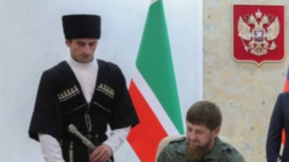 Рамзан Кадыров по болезни временно передал пост Муслиму Хучиеву