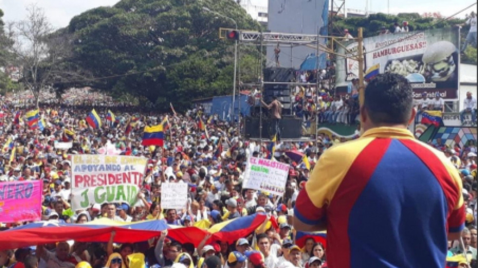 Атаман Мадуро остался без золотого запаса