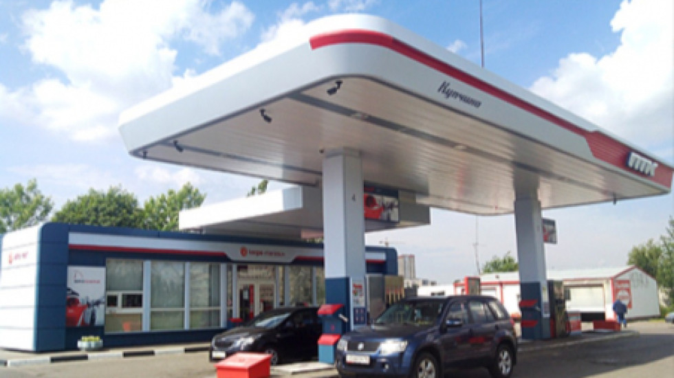 «Роснефть» купила 100% акций «Петербургской топливной компании»