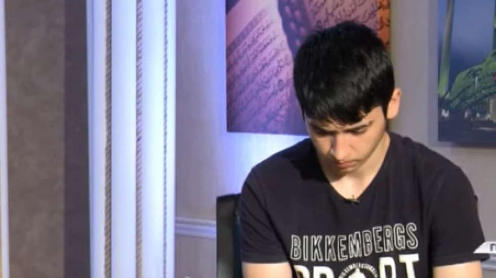 Чеченский подросток 46 минут извинялся в эфире телеканала «Грозный» за критику Кадырова