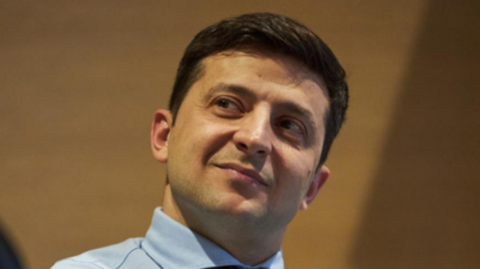 Зеленский предложил Тимошенко вести теледебаты между ним и Порошенко