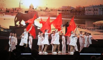 Звезды отметили Ленинградскую победу в БКЗ «Октябрьский»