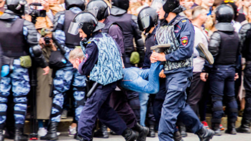 На московском митинге против произвола на выборах задержан 561 человек