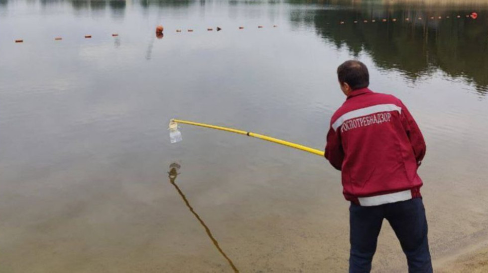 Петербуржцам разрешили купаться только в Ольгинском водоеме