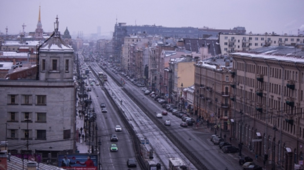 В Петербурге проверили 359 крыш и выявили 182 нарушения