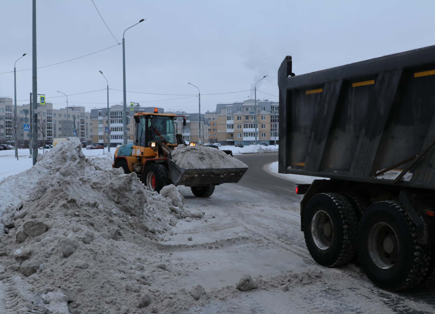 Начальники уборочных служб Петербурга заплатят за снежный завал