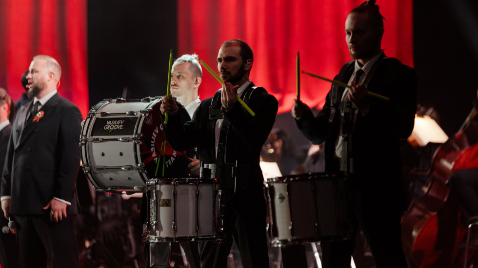 Хор Сретенского монастыря поет о героях былых времен